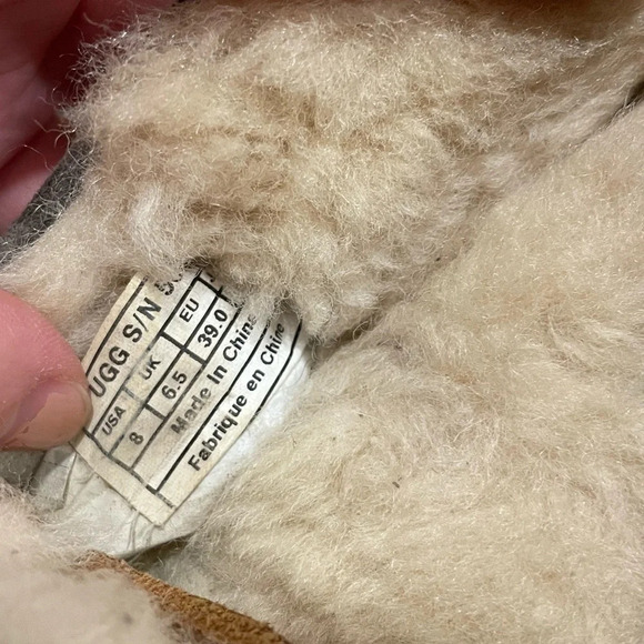 Ugg Dakota Mocassin Slipper - Picture 5 of 12